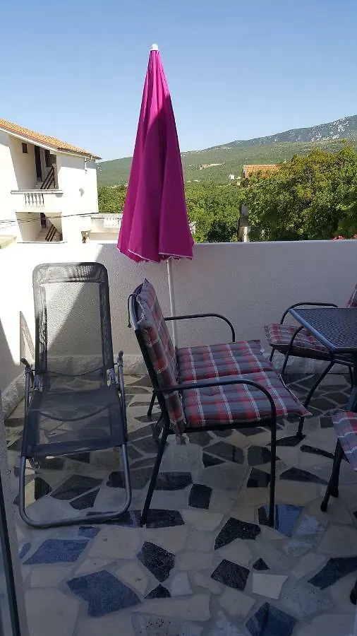 Apartments Knezevic Jadranovo